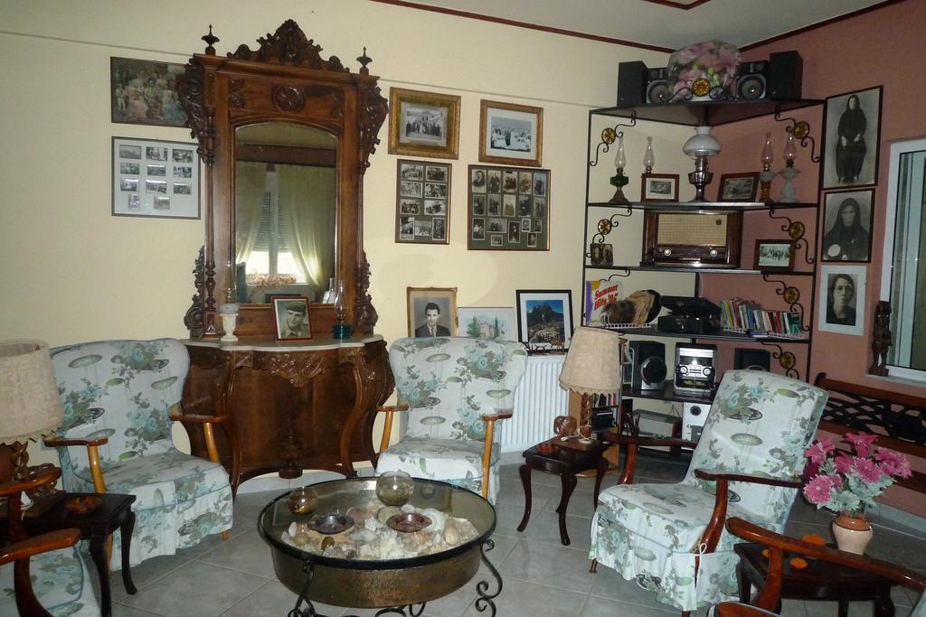 Kleidas Apartments Thymianá エクステリア 写真