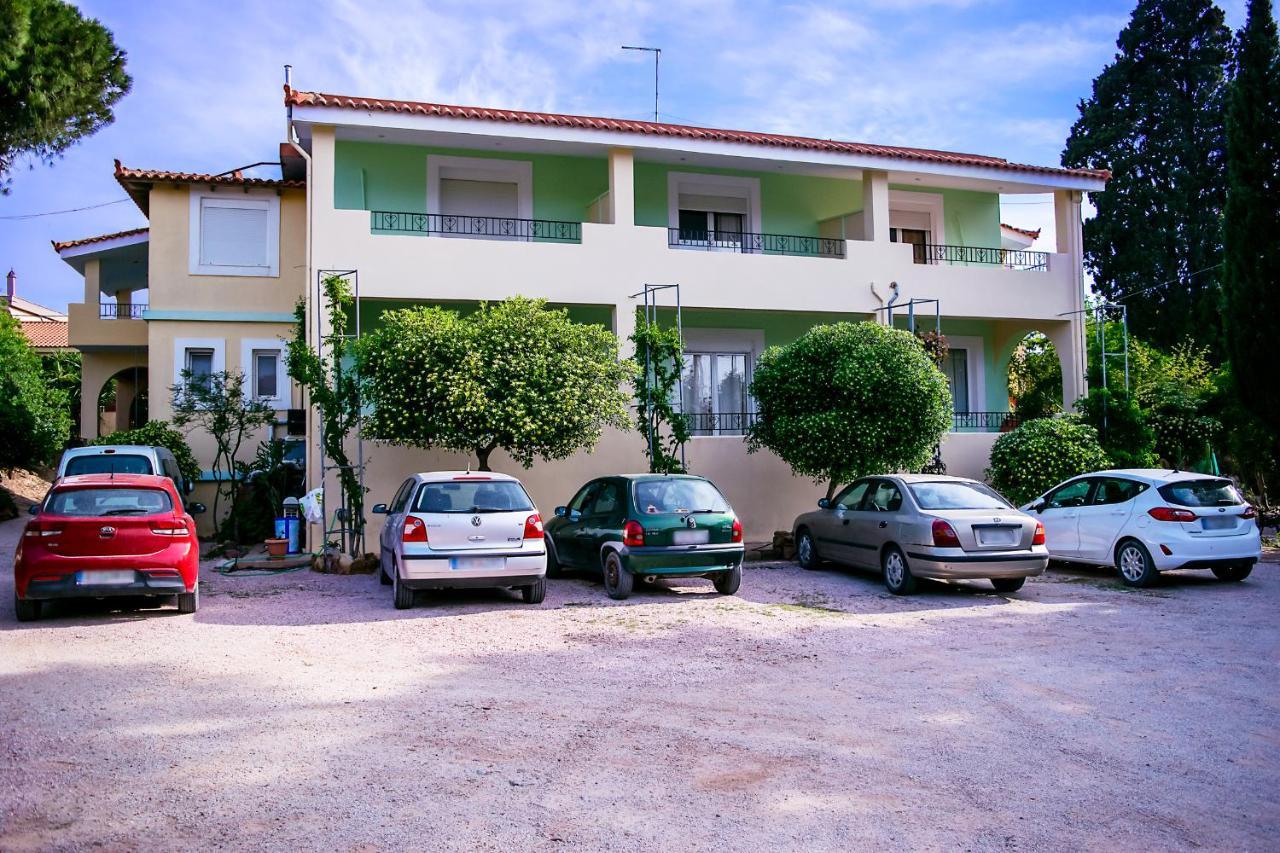 Kleidas Apartments Thymianá エクステリア 写真